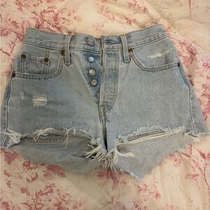 Levi’s denim shorts size 24